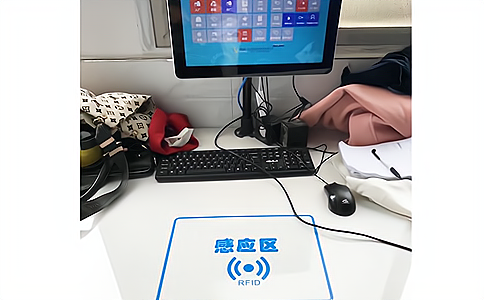 RFID技術(shù)應(yīng)用于服裝物流中心服裝貼標(biāo)